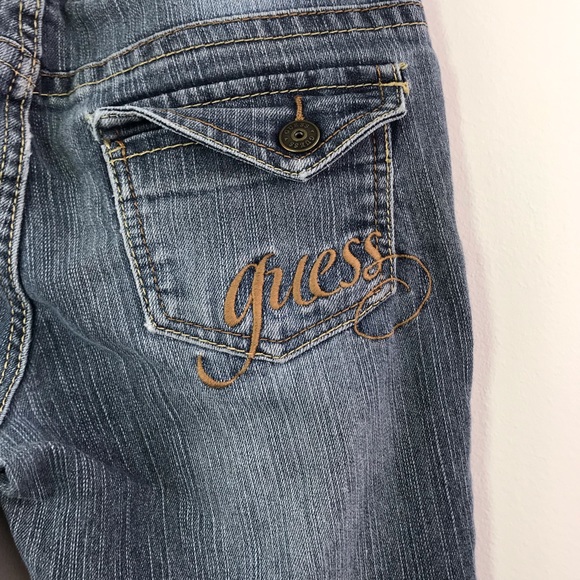 Guess Jeans Dark Wash Distressed Denim Fade - Picture 6 of 6